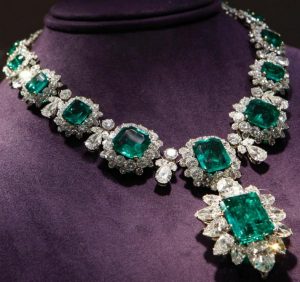 Luxury Jewelry: Five Amazing Pieces That Will Leave You Breathless