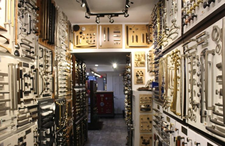 Have a Luxury Hardware Experience With The Elegance in Hardware Showroom