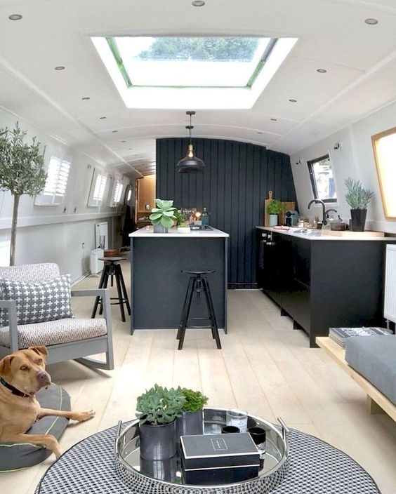 Travel in Style With These Amazing Campervan Interiors in 2023