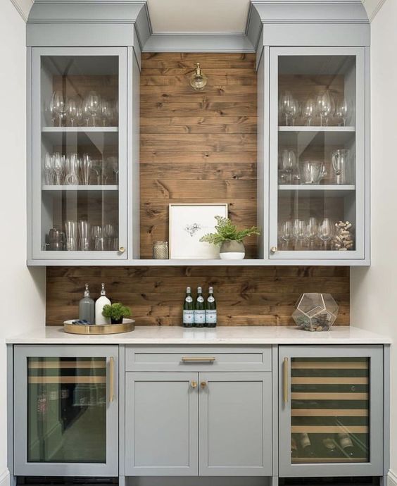 Butler’s Pantry Ideas Perfect For Entertaining in 2023
