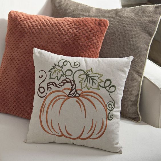 Fall Bedroom Decorations For A Cozy Room