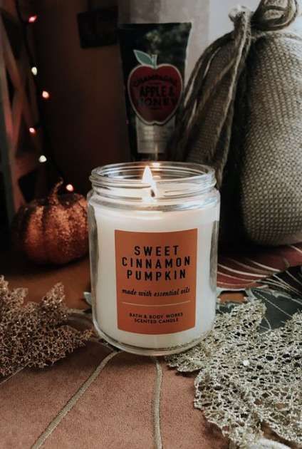 Fall Bedroom Decorations For A Cozy Room