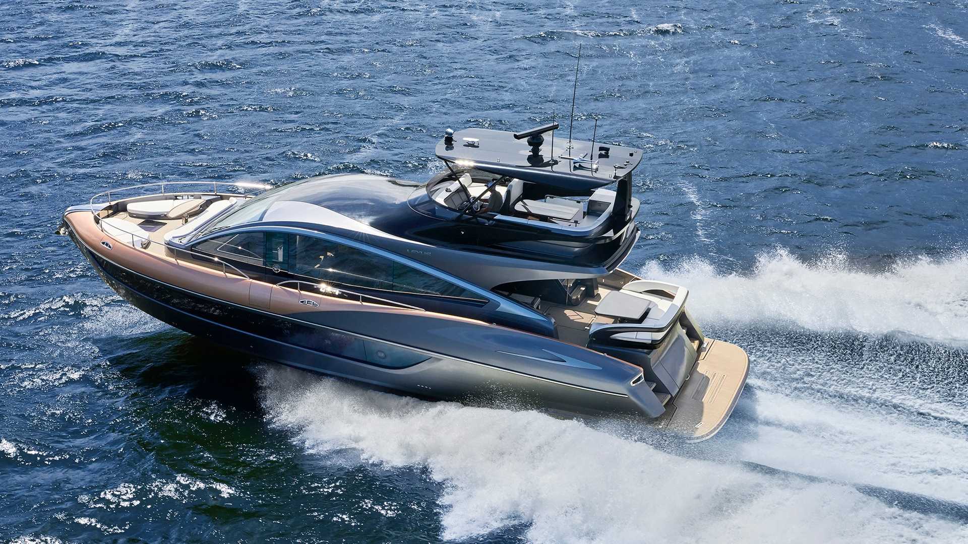 Best Moments From The Fort Lauderdale International Boat Show