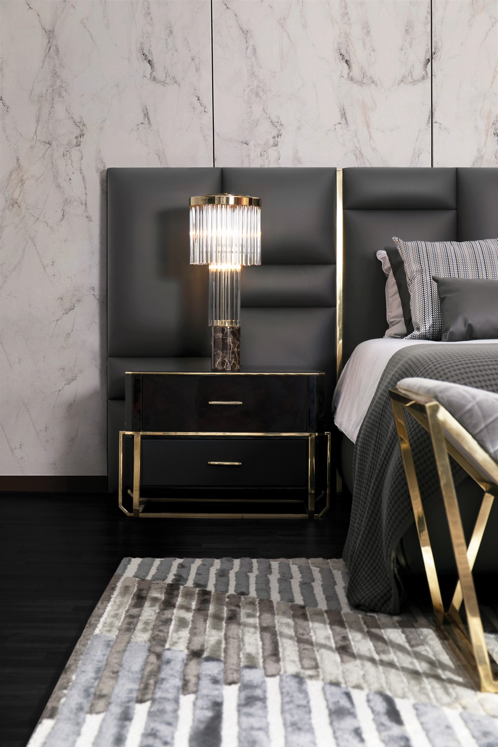 Brass Hardware & Modern Furnishings A Perfect Match Made in Heaven_7