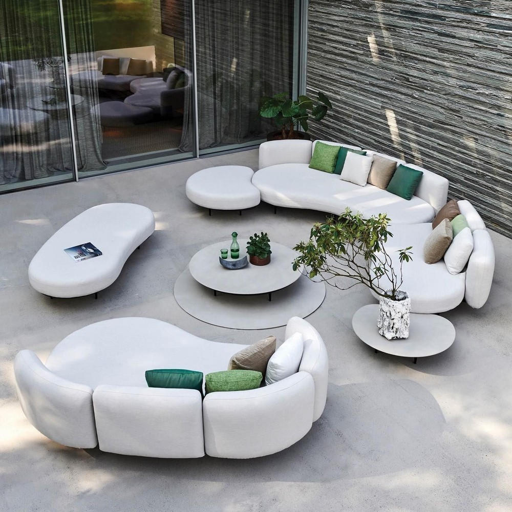 Outdoor Living Latest Furniture Collections for Your Consideration_4 outdoor living Outdoor Living: Latest Furniture Collections for Your Consideration Outdoor Living Latest Furniture Collections for Your Consideration 4