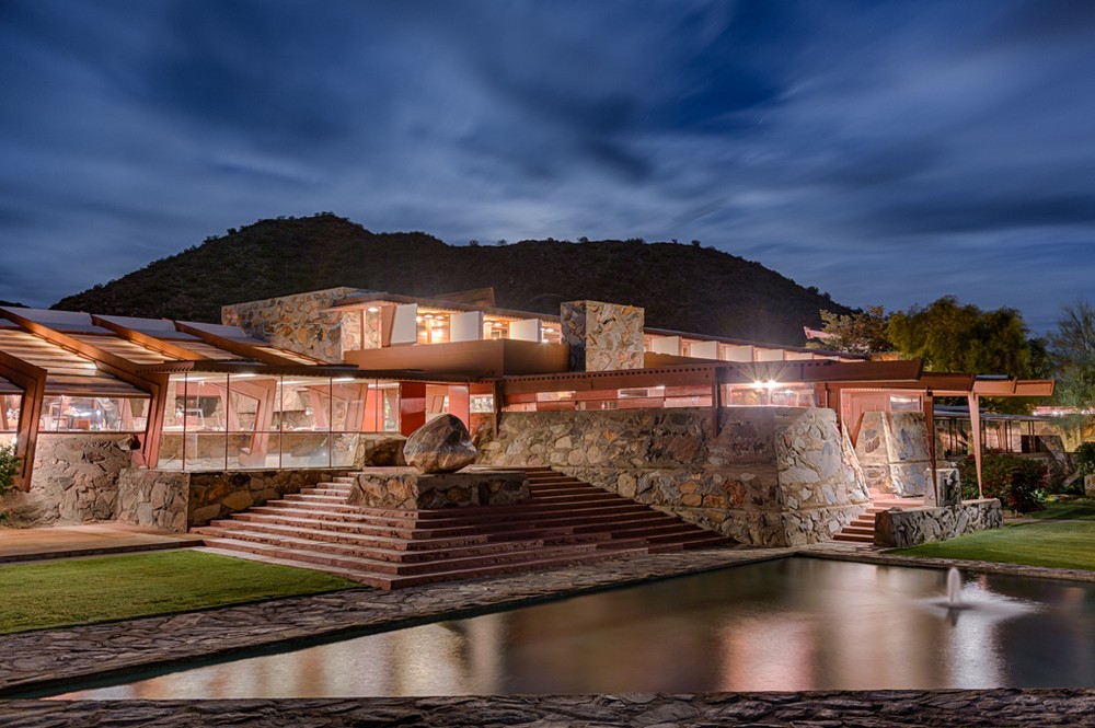Enjoy Frank Lloyd Wright's Interior Architecture in Neat Virtual Tours 1