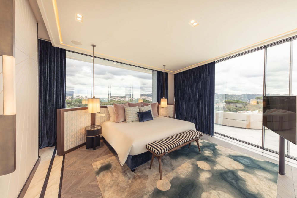 Humbert & Poyet Create Exuberant Interiors with Understated Elegance 8