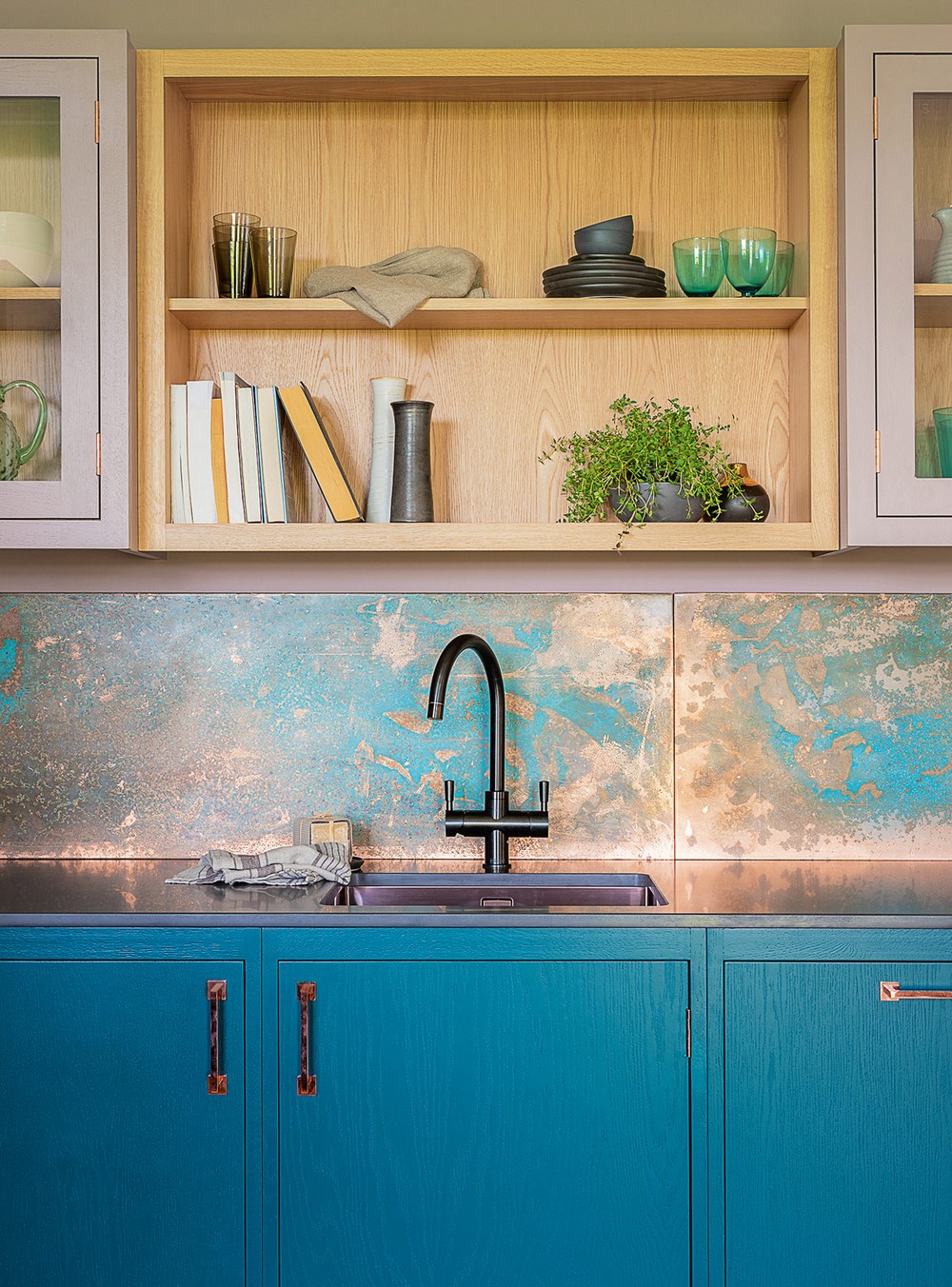 Kitchen Design 6 Exquisite Color Schemes to Complement Your Interior_5