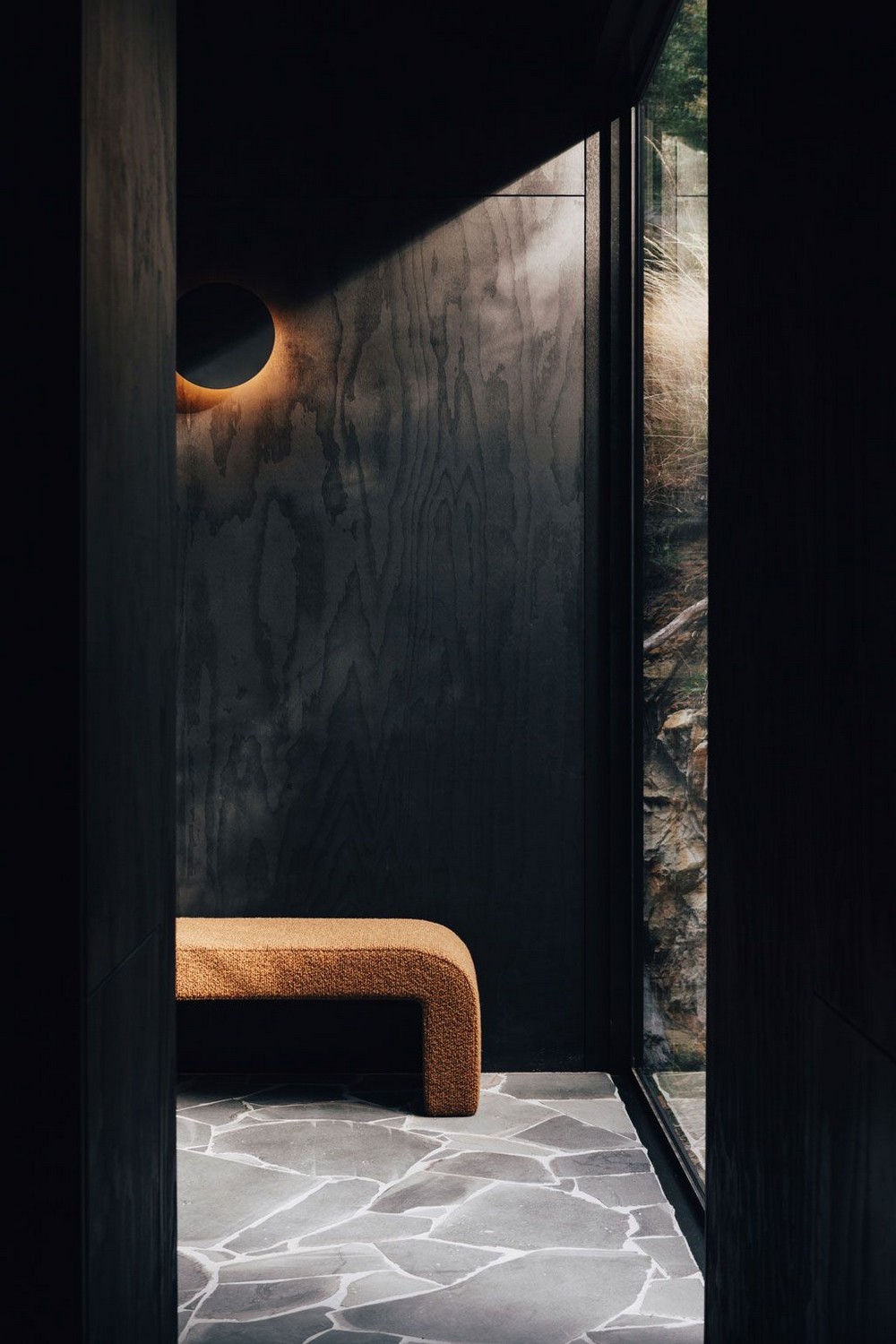 Contemplate a Series of Entryway Decor Ideas for a Bold Aesthetic 4