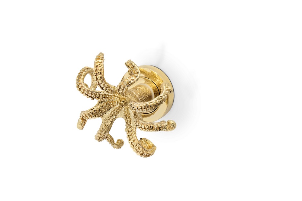 How to Decorate a Home with Marine Life-Inspired Jewelry Hardware 4