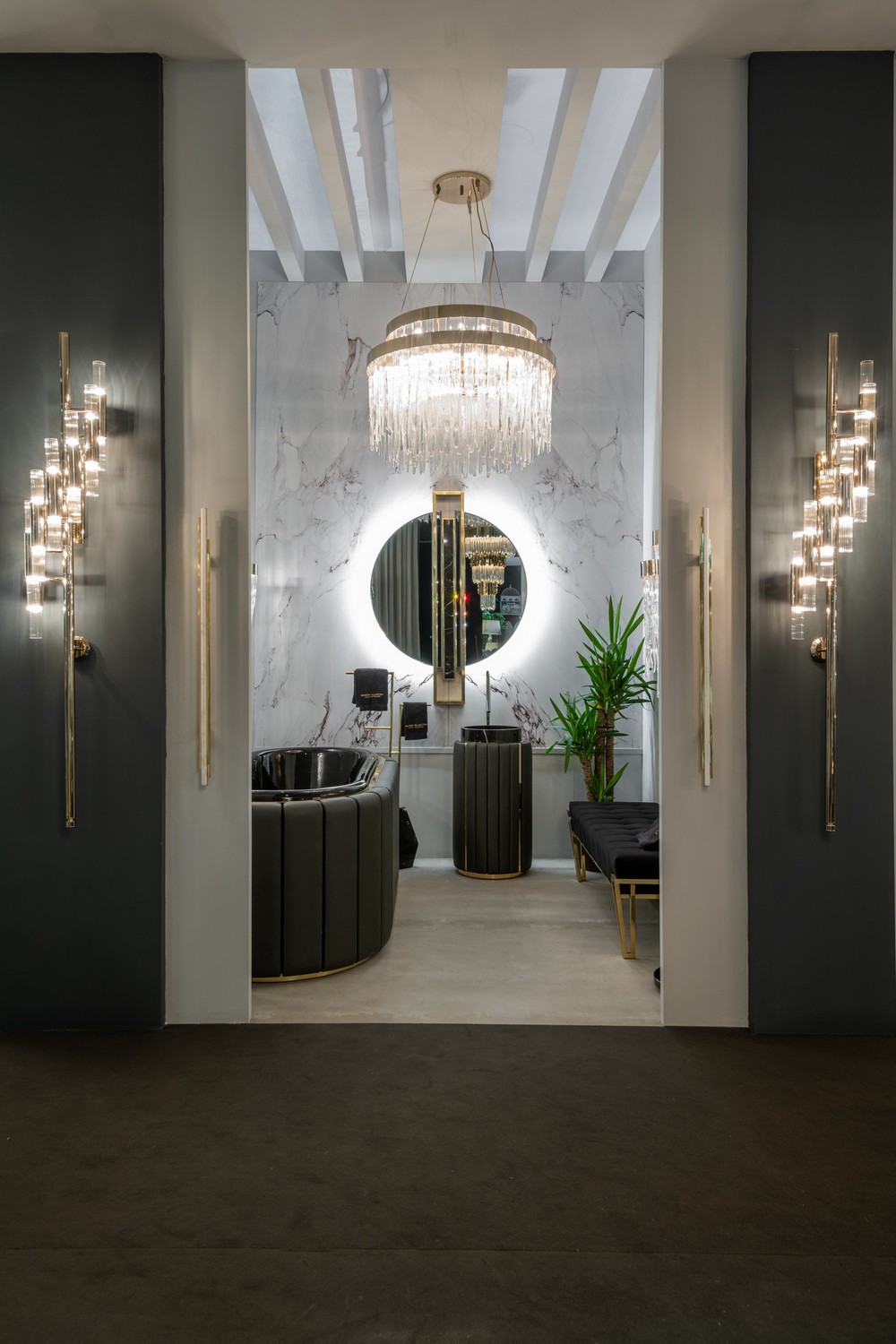 How to Make an Entrance Bathroom Ideas with Imposing Door Hardware 5