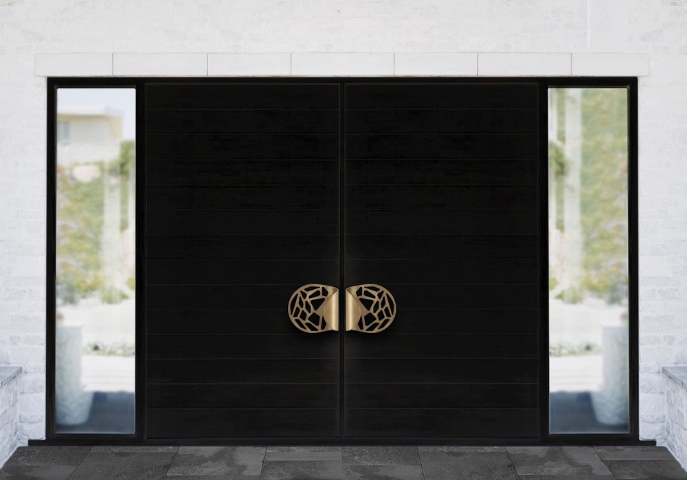 5 Cosmopolitan Decorative Hardware Pieces for Your Viewing Pleasure 3