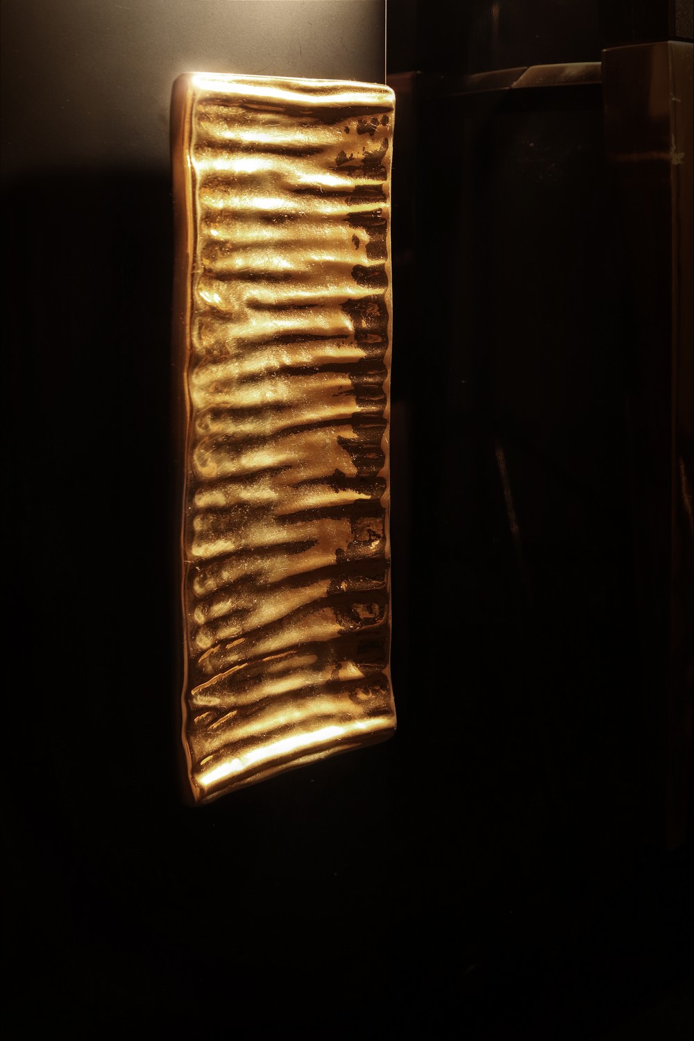 5 Cosmopolitan Decorative Hardware Pieces for Your Viewing Pleasure 4