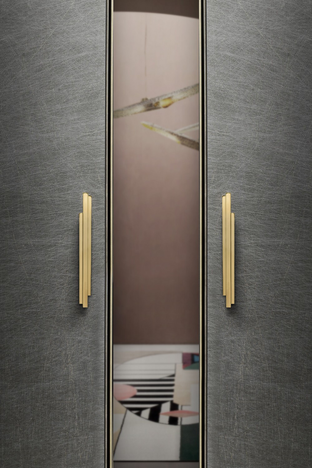 5 Cosmopolitan Decorative Hardware Pieces for Your Viewing Pleasure 6