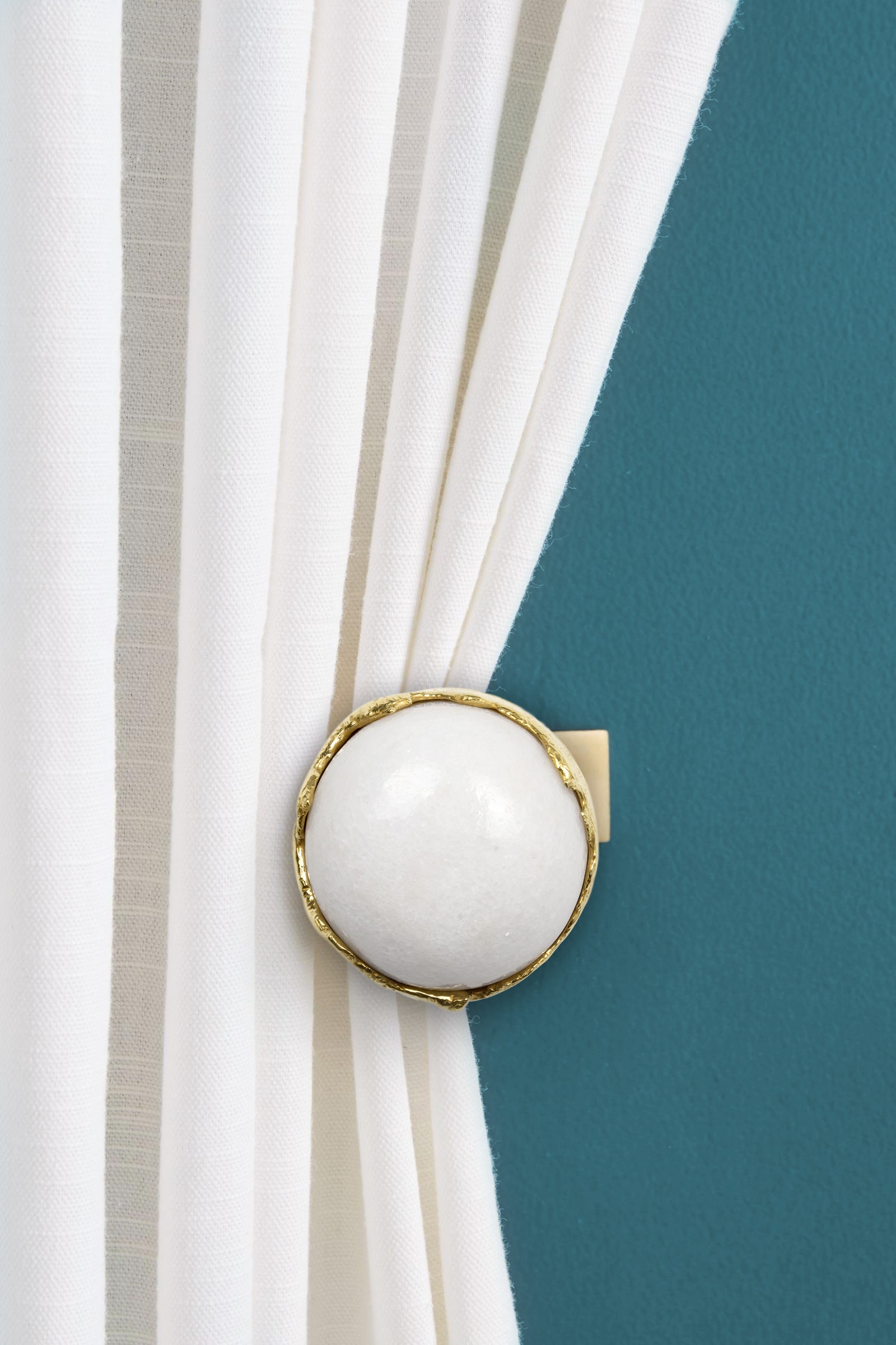 See How Marble Turned Tiffany Into an Exclusive Jewelry Hardware Piece 6