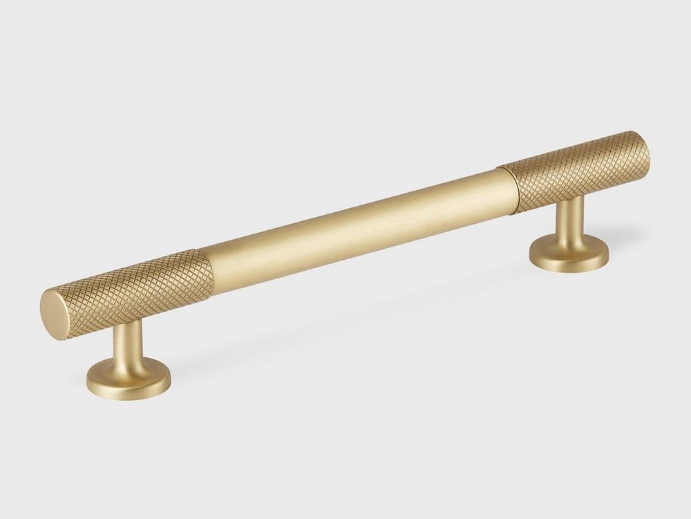 25 Exclusive Door Pulls to Accessorize Your Home 17