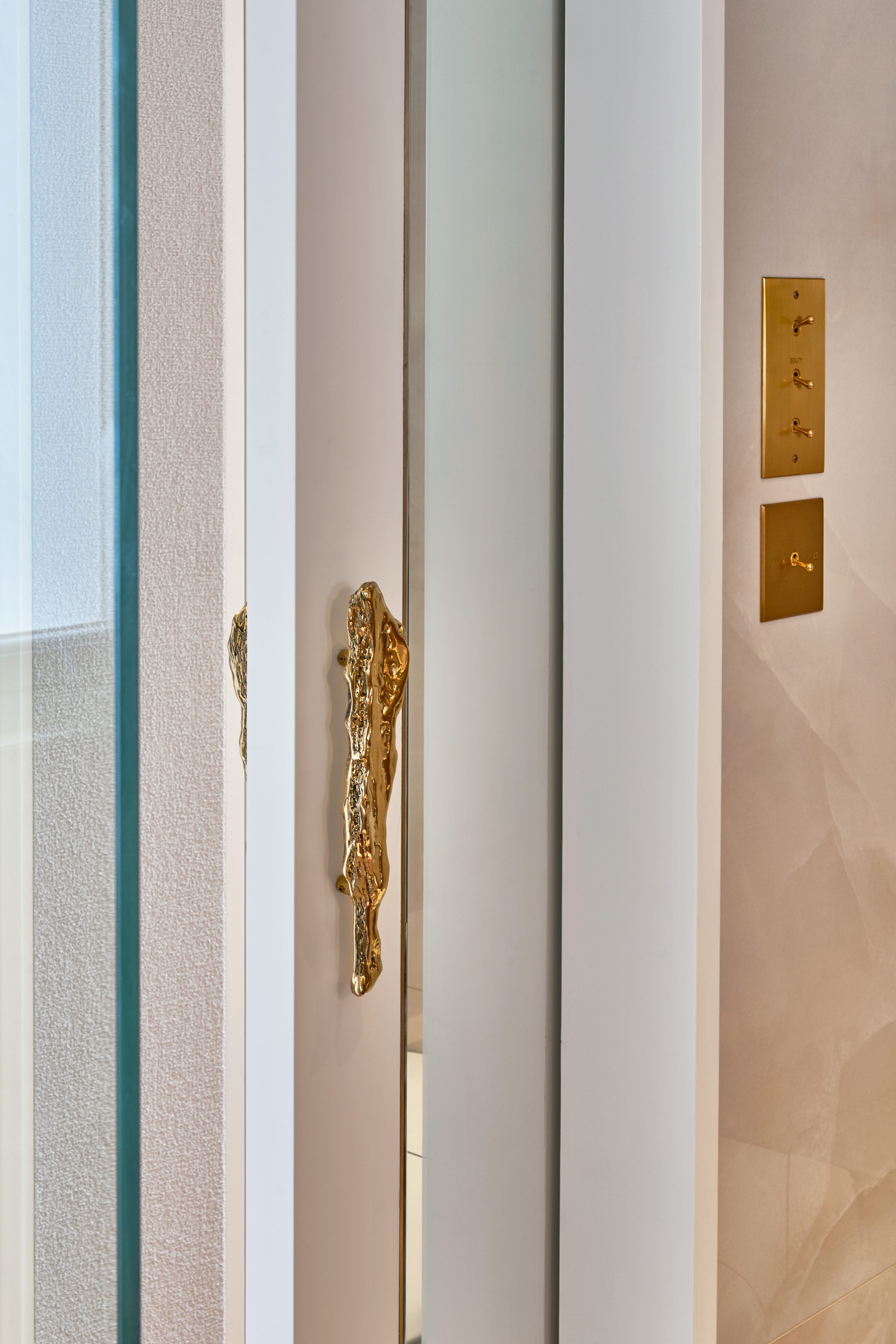 Most Iconic Projects with PullCast Hardware