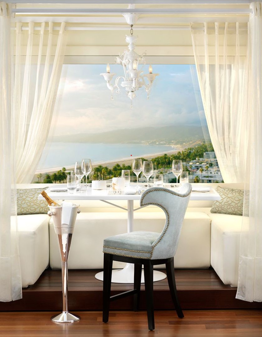 The Best Beachfront Restaurants in Los Angeles