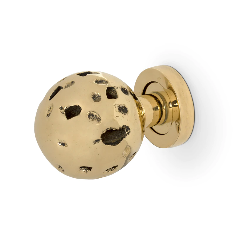 Dubai, Bring Brigerton vibes to your interior decor with Pullcast