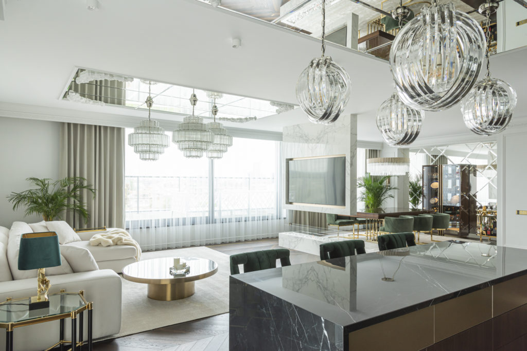MODERN CLASSIC INTERIORS WITH CLÉ DE MAISON