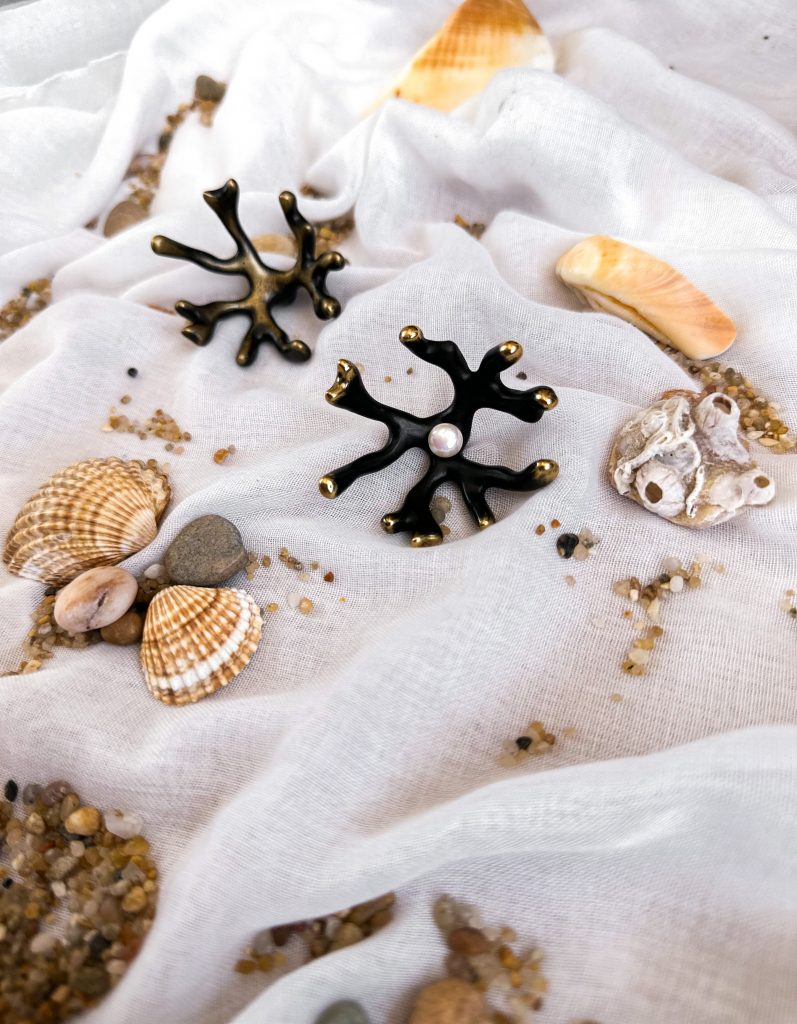 SEASHORE SERENITY: REFRESH YOUR HOME WITH PULLCAST SUMMER DECOR COLLECTION