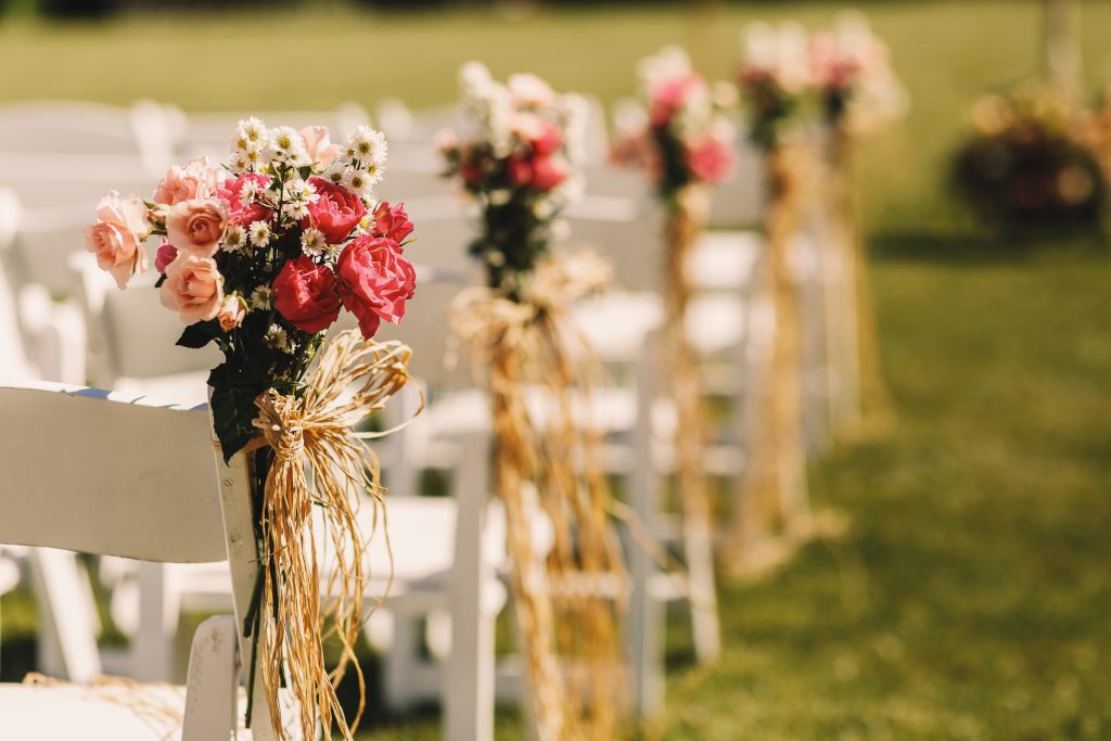 THE PERFECT WEDDING GIFT? TIMELESS BESPOKE JEWELRY HARDWARE