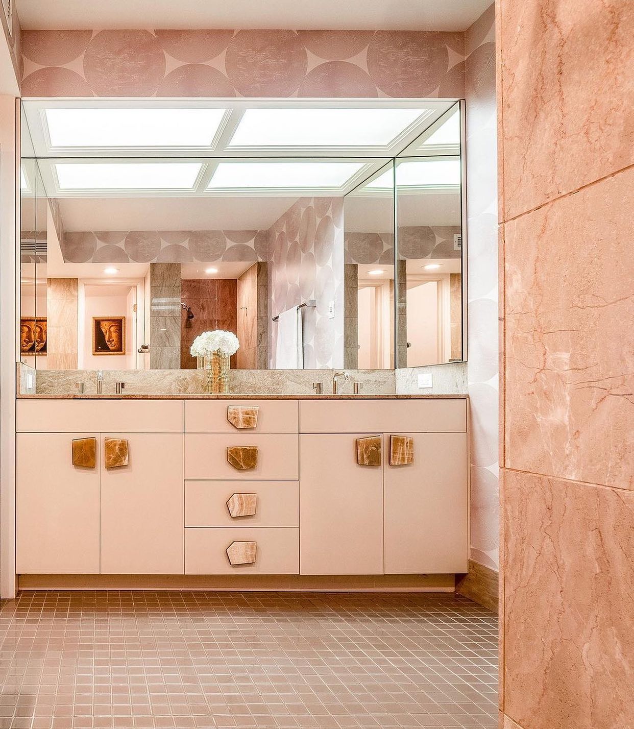 SHAPING TOMORROW: THE VISIONARIES OF MODERN INTERIOR DESIGN