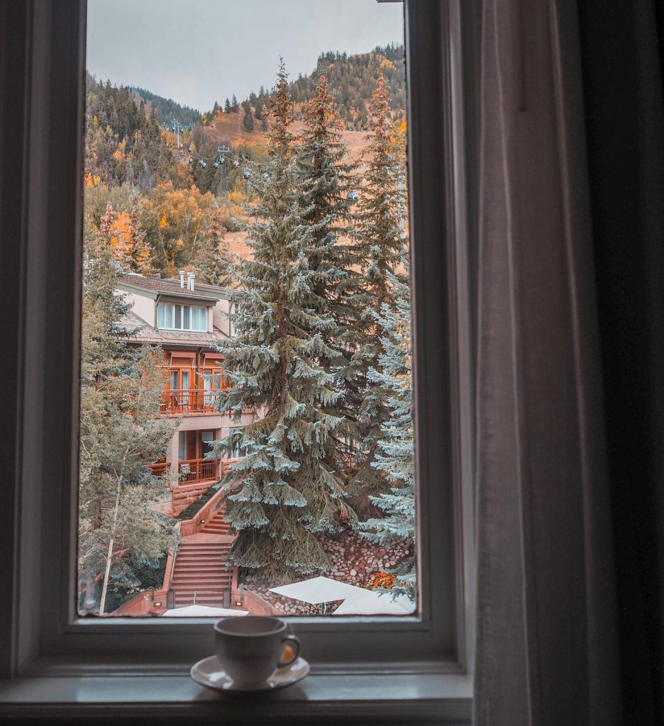 A PLAYGROUND FOR THE ELITE: WHY IS ASPEN THE ULTIMATE WINTER RETREAT - the little nell