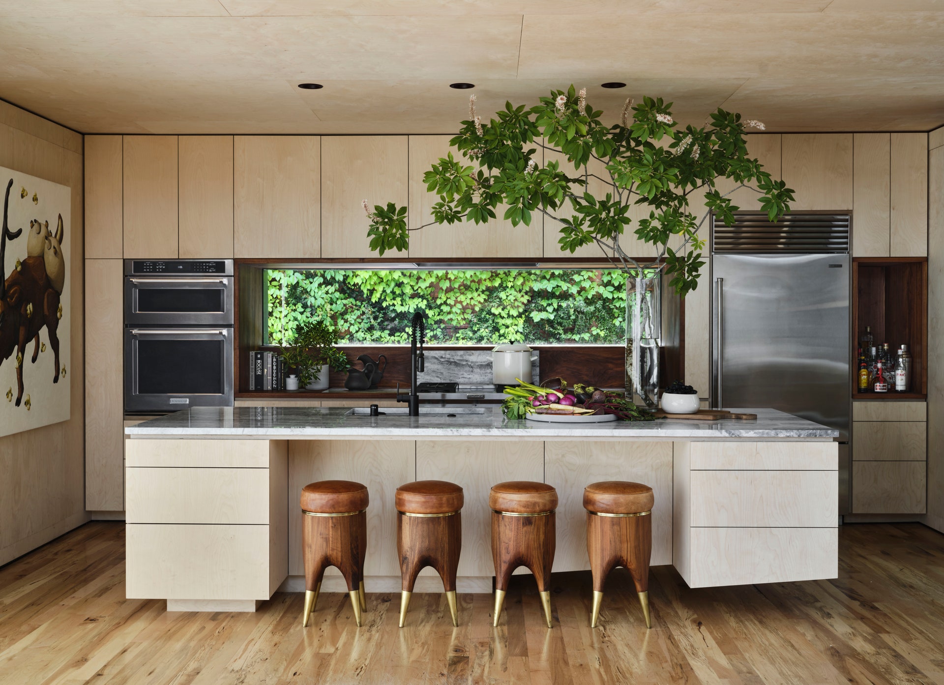 BUILDING MATERIALS WITH A COMMITMENT TO ELEGANCE: PACIFIC SASH & DESIGN