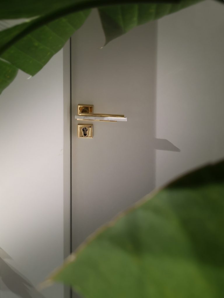 Door Hardware Guide: One-of-a-Kind Items with Editorial Appeal