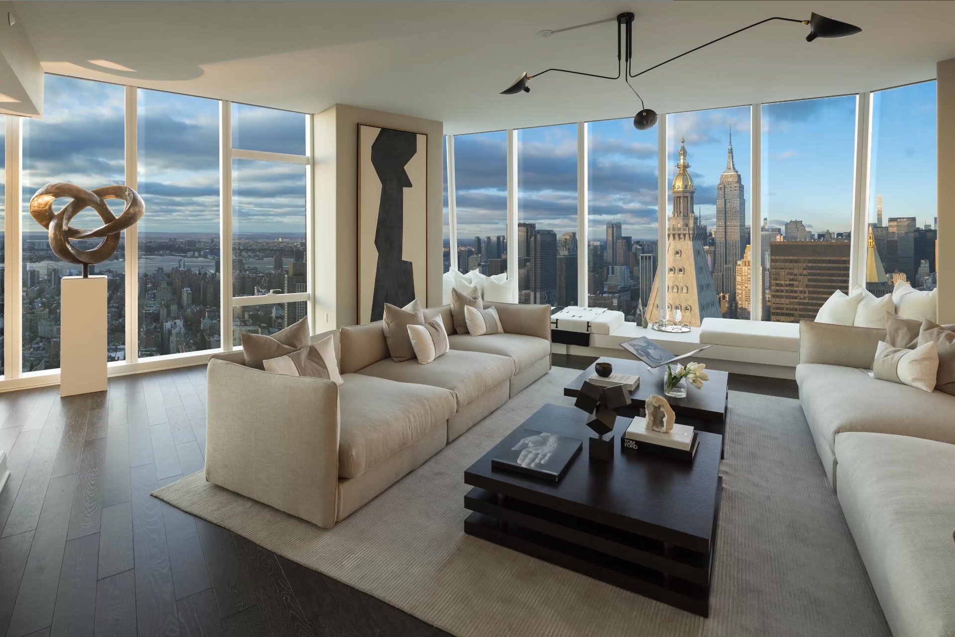 MADISON SQUARE PARK TOWER: UPGRADE YOUR LIVING EXPERIENCE IN NY