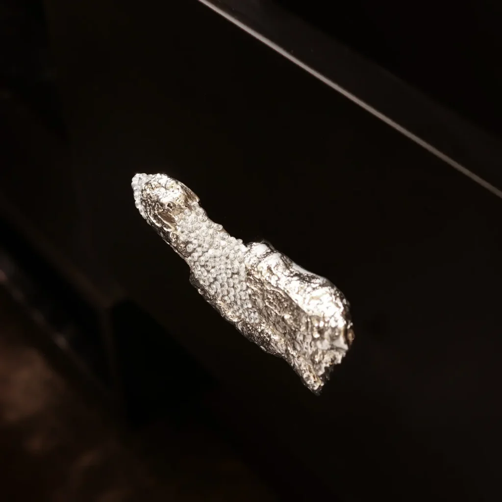 Drawer Hardware: 6 Distinctive Products to Spruce Up Your Interiors