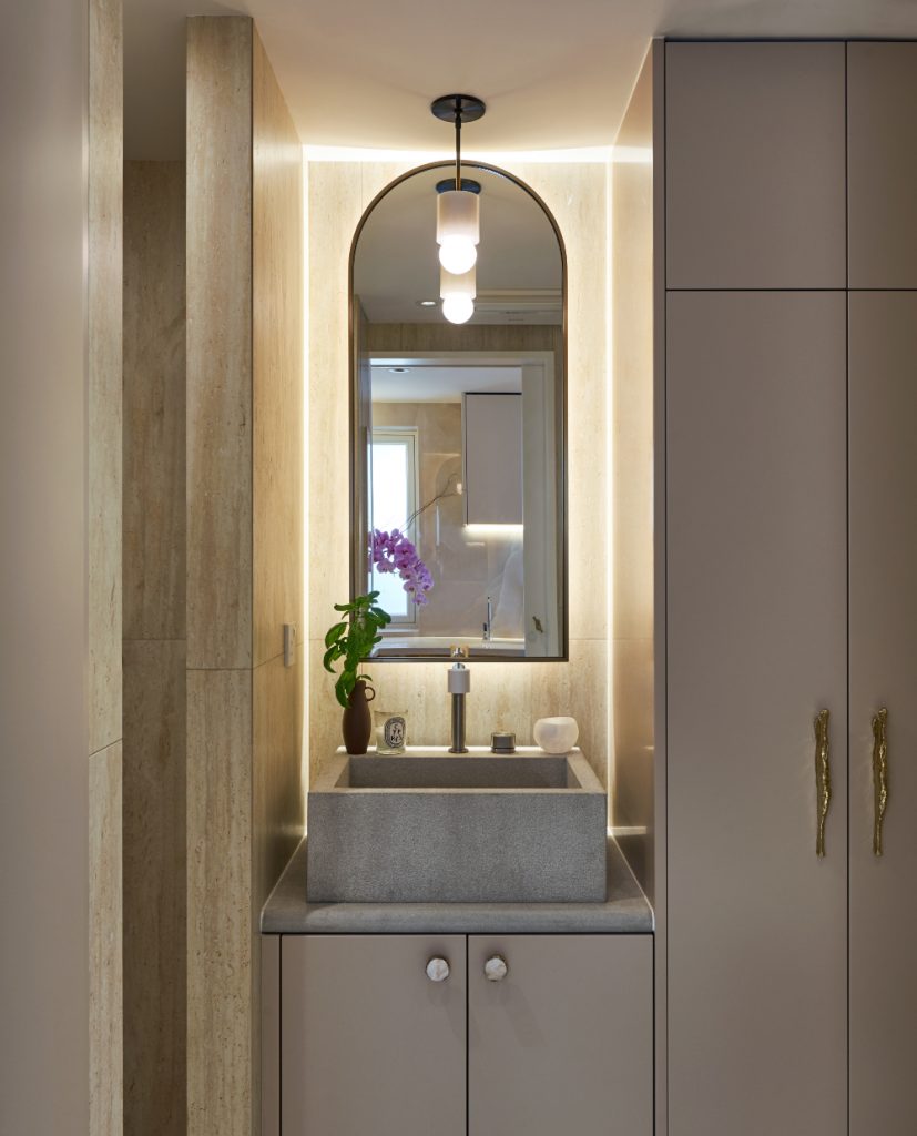 Luxury Interiors: Accessorize in Style with the Tiffany Hardware Series