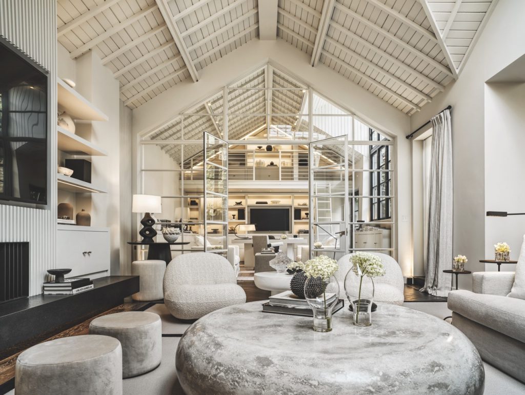 The Genius of Kelly Hoppen: An Everlasting Passion for Design